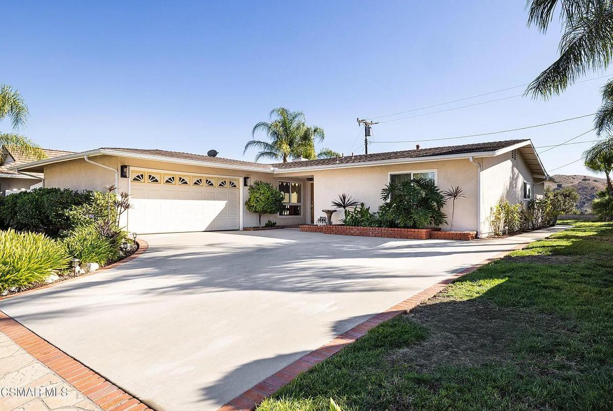 Remodeled Calabasas View Home
